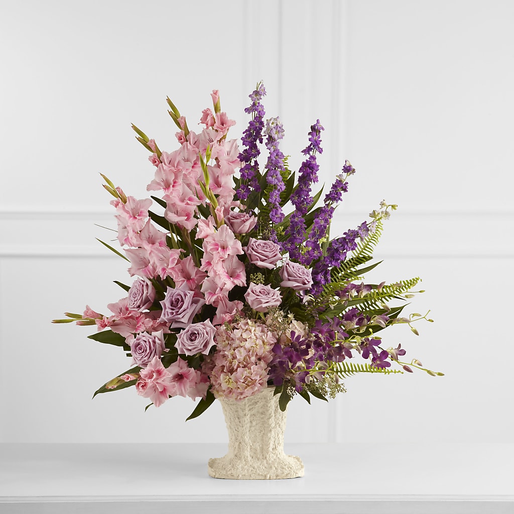 Flowing Garden Arrangement – Rosasxyasmin, Phoenix AZ