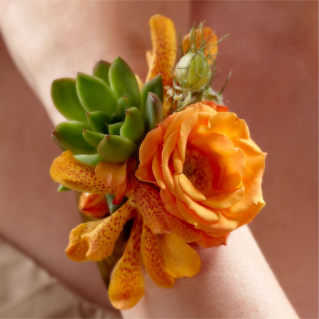 Irresistible Love Wrist Corsage – Rosasxyasmin, Phoenix AZ