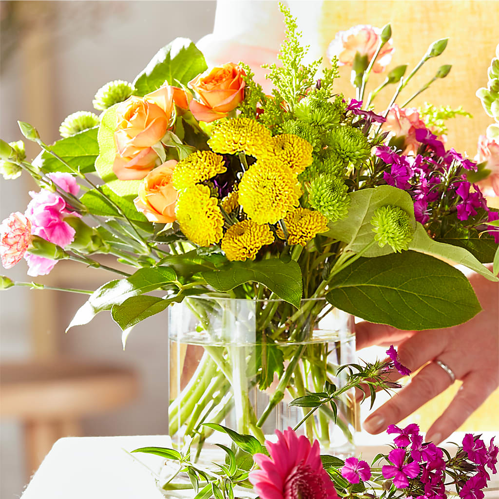 Bold & Bright – A Florist Original –  Rosasxyasmin, Peoria AZ