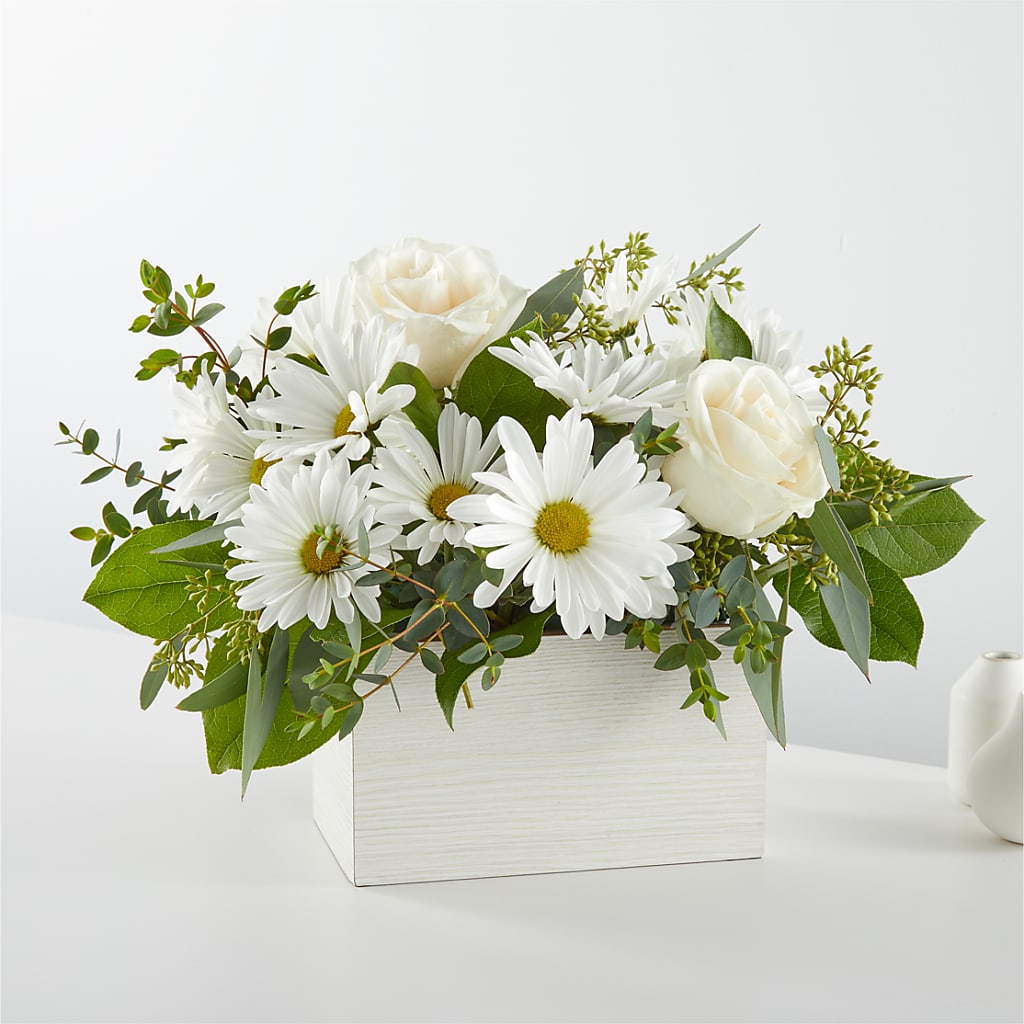 Fresh Linen Box Bouquet –  Rosasxyasmin, Phoenix AZ