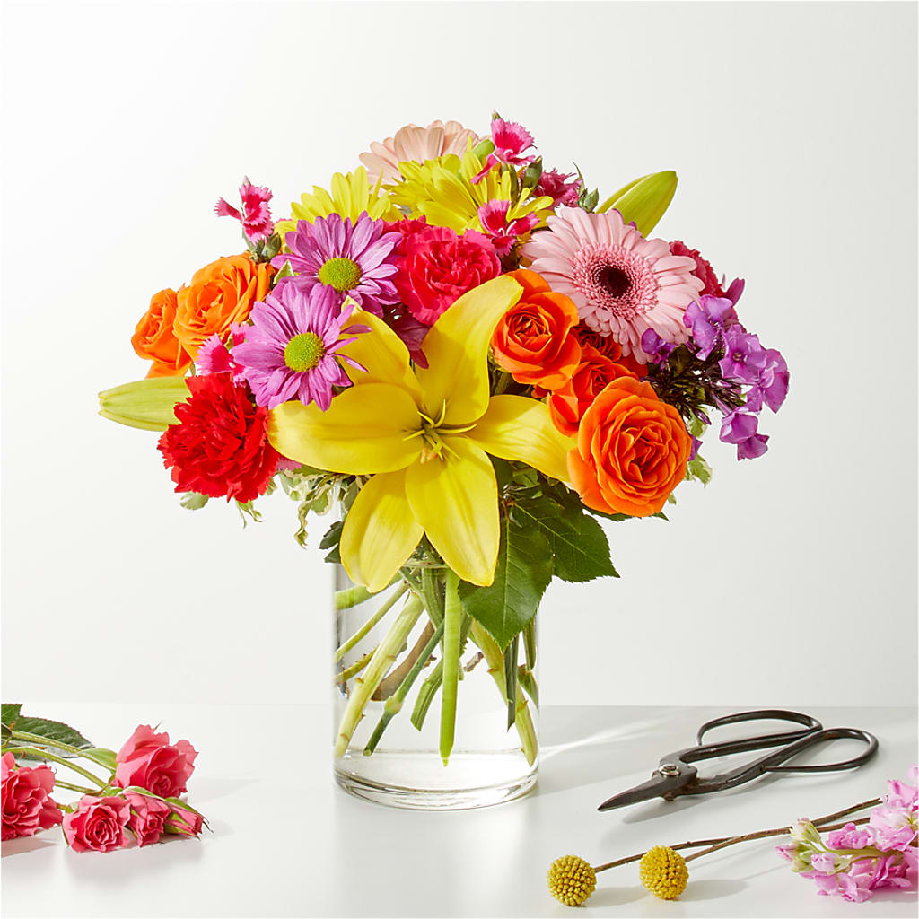 Cue the Confetti - A Florist Original –  Rosasxyasmin, Peoria AZ