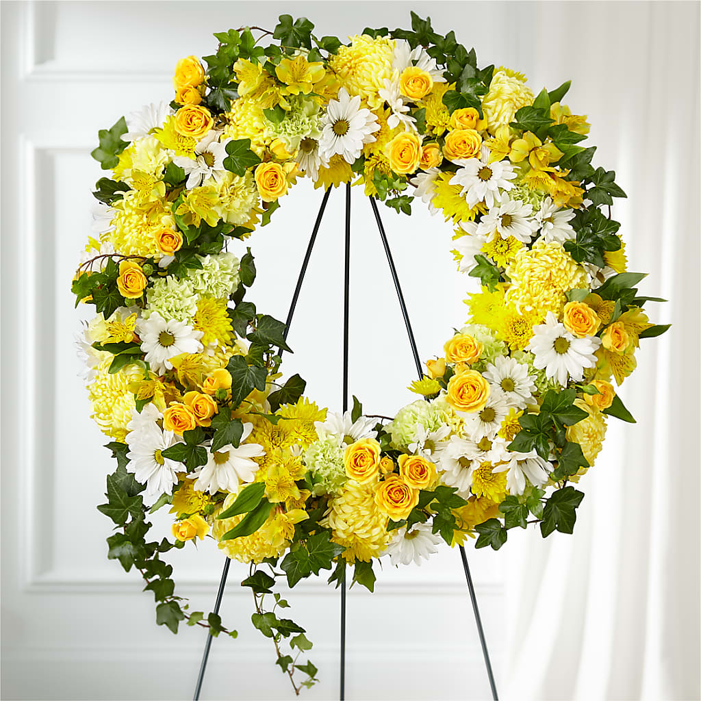 Golden Remembrance Wreath –  Rosasxyasmin, Phoenix AZ