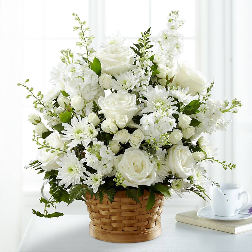 Heartfelt Condolences Arrangement –  Rosasxyasmin, Peoria AZ