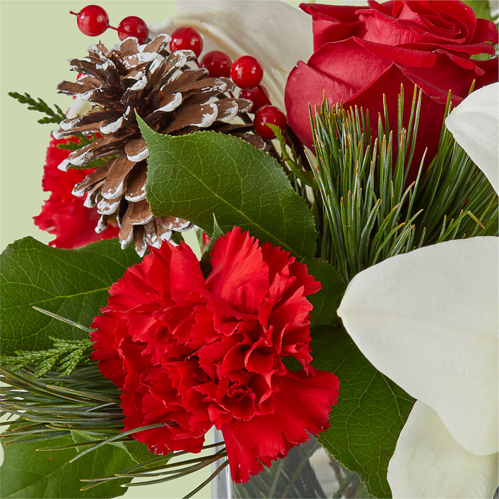 Glistening Icicles Bouquet –  Rosasxyasmin, Peoria AZ