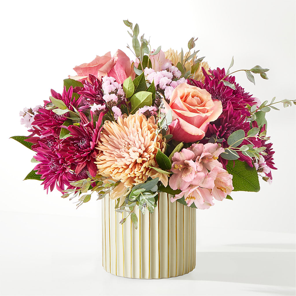 Berry Cobbler Bouquet with Ivory Vase –  Rosasxyasmin, Peoria AZ