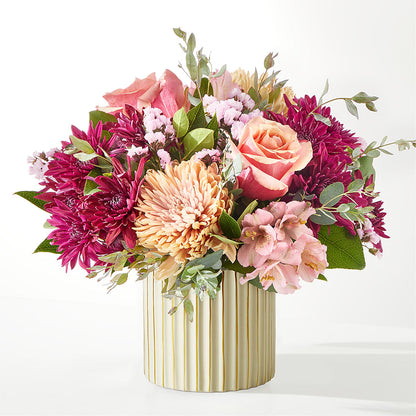 Berry Cobbler Bouquet with Ivory Vase –  Rosasxyasmin, Peoria AZ
