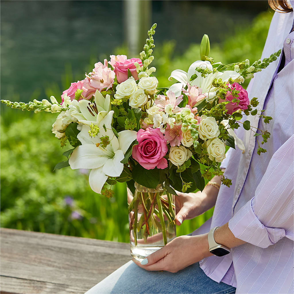 Fondly Bouquet –  Rosasxyasmin, Peoria AZ