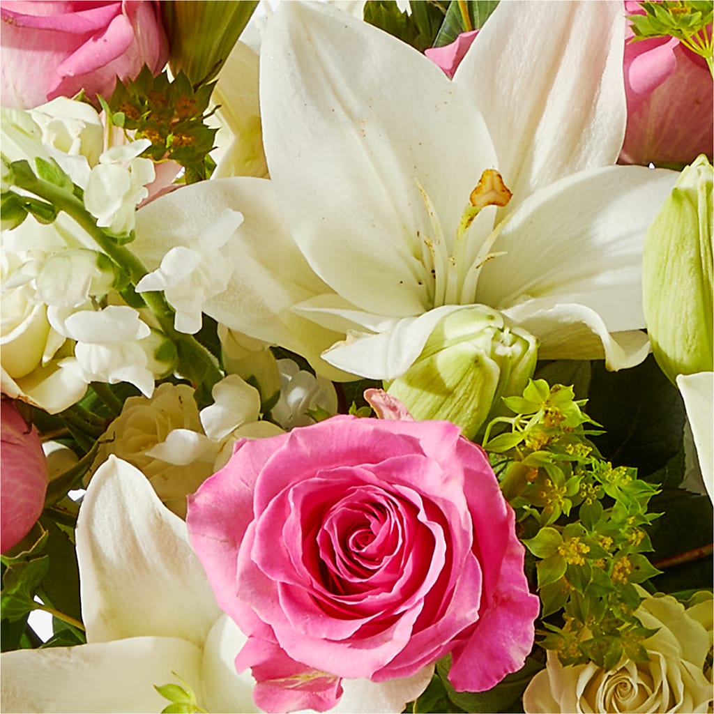 Fondly Bouquet –  Rosasxyasmin, Peoria AZ