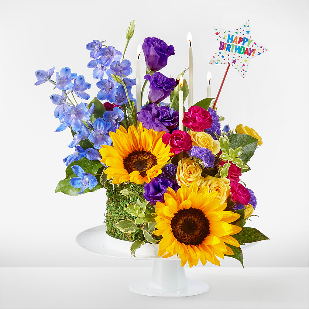 Star of the Day Floral Cake –  Rosasxyasmin, Peoria AZ