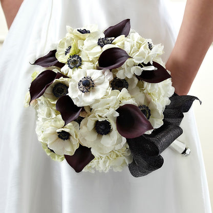To Have and To Hold Bouquet –  Rosasxyasmin, Phoenix AZ