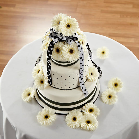 Simple Sophistication Cake Décor –  Rosasxyasmin, Phoenix AZ