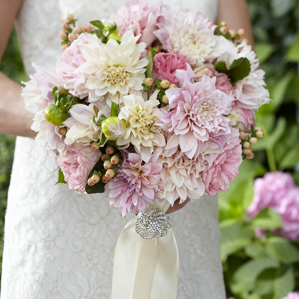 Heart's Promise Bouquet –  Rosasxyasmin, Phoenix AZ